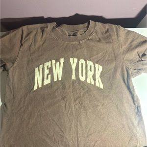 Brandy Melville crop top T-shirt